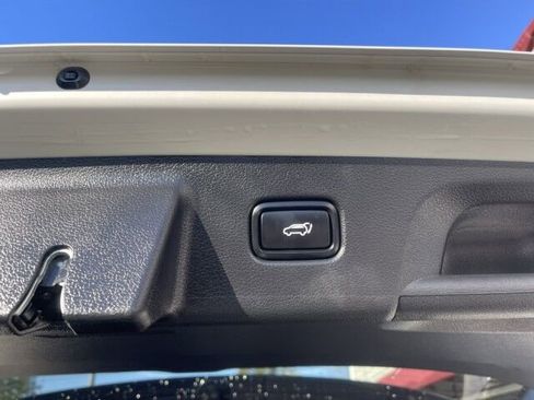 Used 2024 Hyundai Palisade Calligraphy image 26