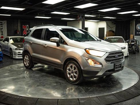Used 2018 Ford EcoSport SE image 5