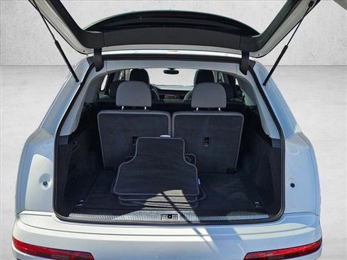 Used 2025 Audi Q7 3.0T Premium Plus image 6