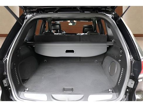 Used 2020 Jeep Grand Cherokee High Altitude image 17