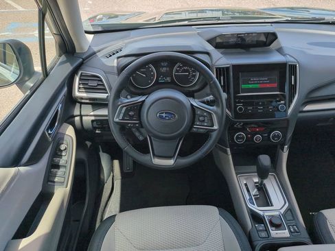 Used 2020 Subaru Forester Premium image 19
