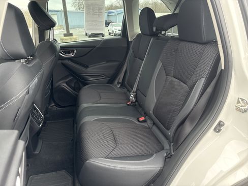 Used 2023 Subaru Forester Premium image 13