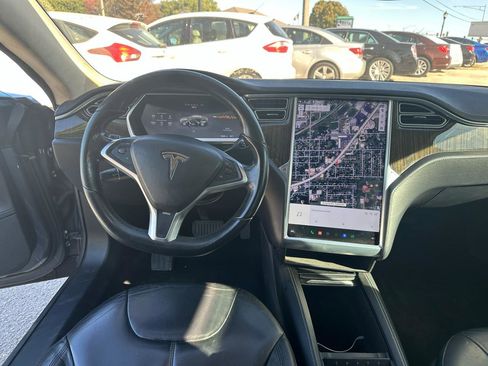 Used 2013 Tesla Model S Signature image 15