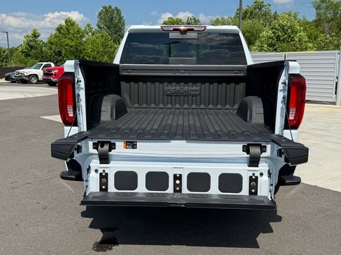 Used 2026 GMC Sierra 1500 Denali AWD/4WD image 39