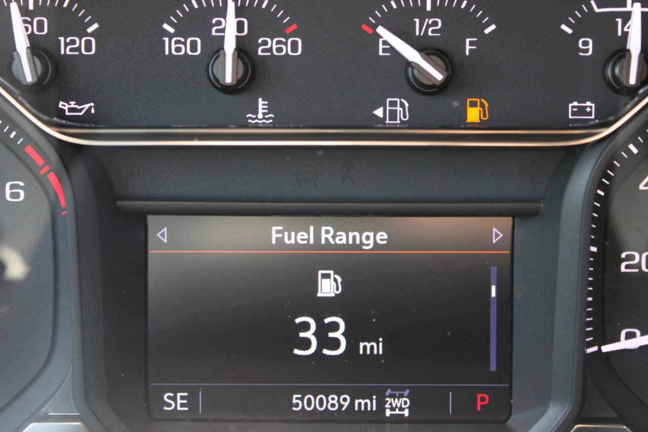Used 2021 GMC Sierra 1500 SLT w/ SLT Convenience Package AWD/4WD image 26