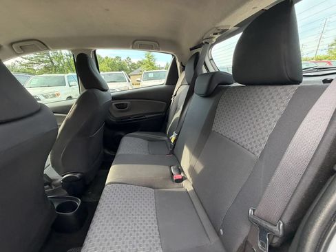Used 2016 Toyota Yaris L FWD image 16