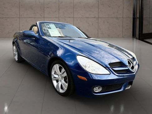 Used 2009 Mercedes-Benz SLK 350 image 24