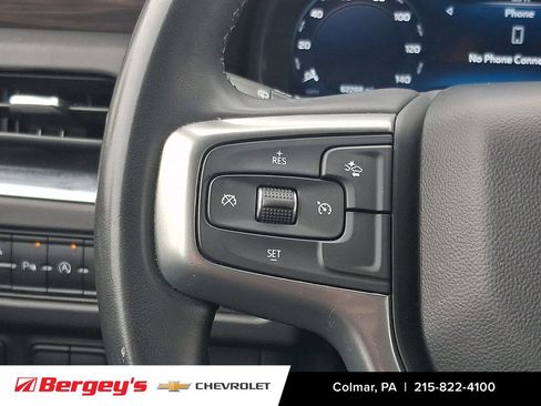 Used 2024 Chevrolet Suburban LT AWD/4WD image 26