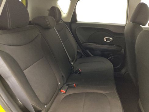 Used 2017 Kia Soul image 19
