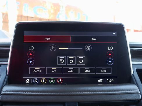 Used 2021 Chevrolet Suburban High Country w/ Premium Package image 35