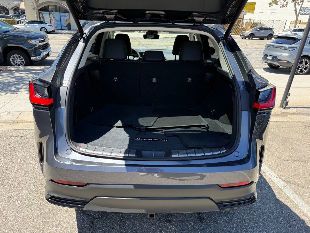Used 2023 Lexus NX 250 FWD image 47