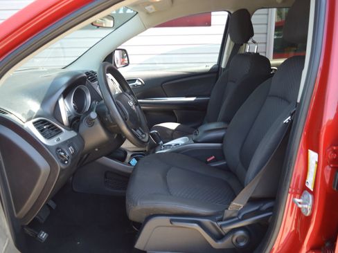 Used 2016 Dodge Journey SXT FWD image 10