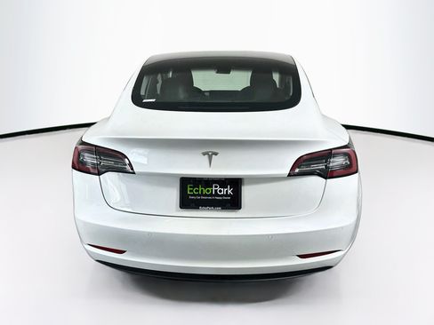 Used 2021 Tesla Model 3 Standard Range Plus RWD image 7