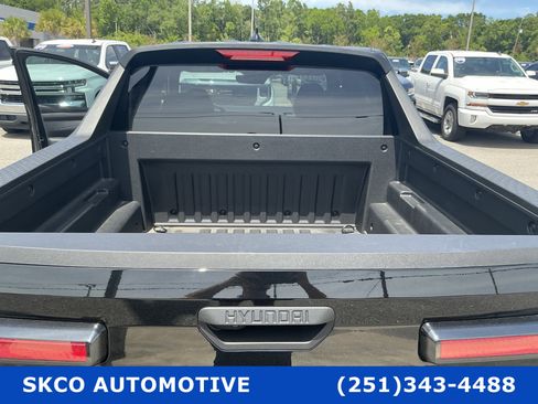 Used 2025 Hyundai Santa Cruz SE image 21