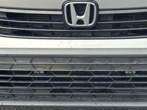 Used 2023 Honda Civic Sport image 11
