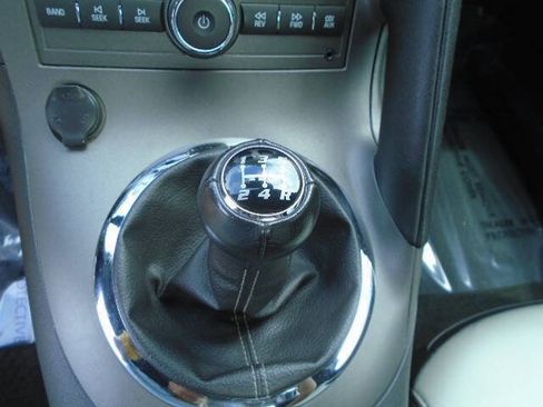 Used 2008 Pontiac Solstice Convertible w/ Premium Package RWD image 16
