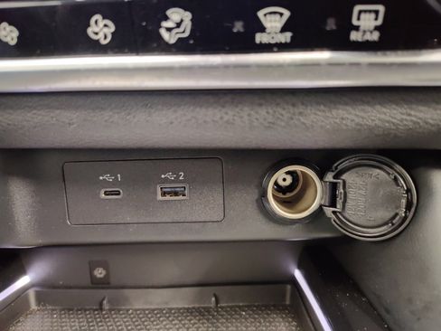 Certified 2023 Nissan Rogue Platinum w/ Platinum Premium Package image 24