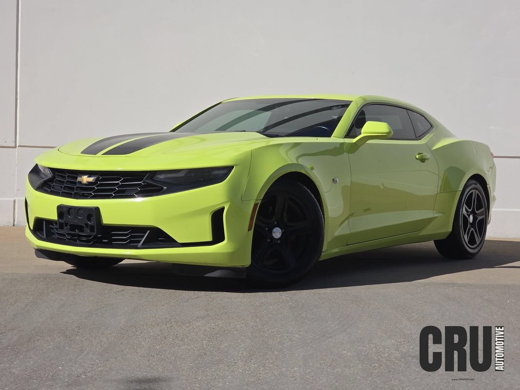 Used 2019 Chevrolet Camaro LT RWD image 1