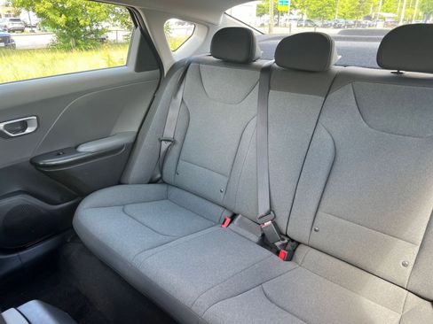 Used 2025 Kia K4 FWD image 39