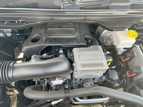 Used 2022 RAM 1500 Laramie w/ Sport Appearance Package AWD/4WD image 31
