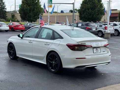 Used 2026 Honda Civic FWD Hybrid Sedan image 9