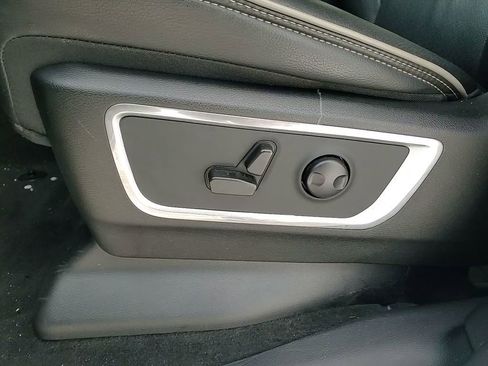 Used 2022 RAM 1500 Laramie image 26