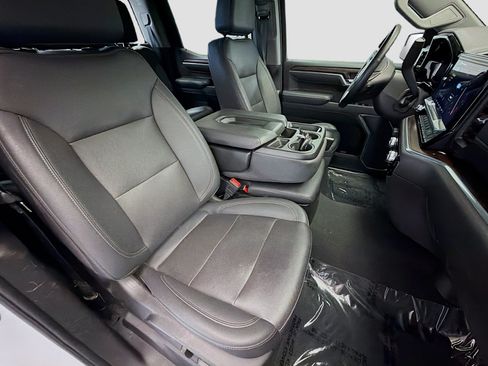 Used 2025 GMC Sierra 1500 SLT AWD/4WD image 15