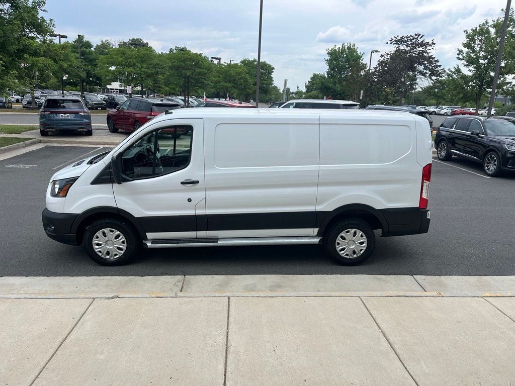 Used 2025 Ford Transit 250 Low Roof w/ Exterior Upgrade Package RWD image 4