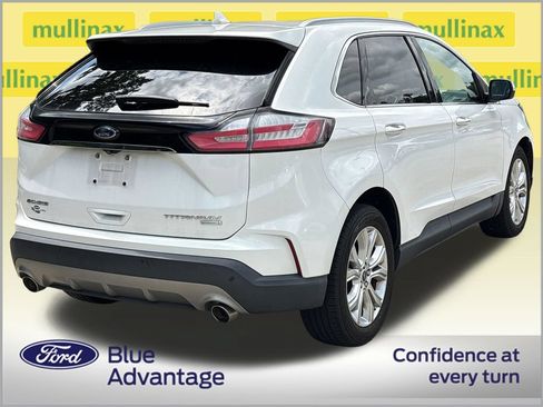 Used 2020 Ford Edge Titanium FWD image 4