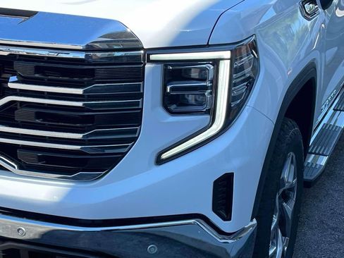 New 2026 GMC Sierra 1500 SLT w/ SLT Premium Plus Package image 9