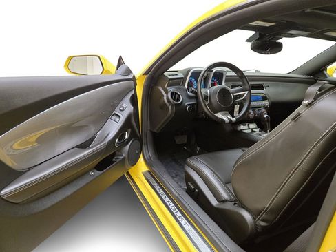 Used 2010 Chevrolet Camaro SS w/ RS Package image 16