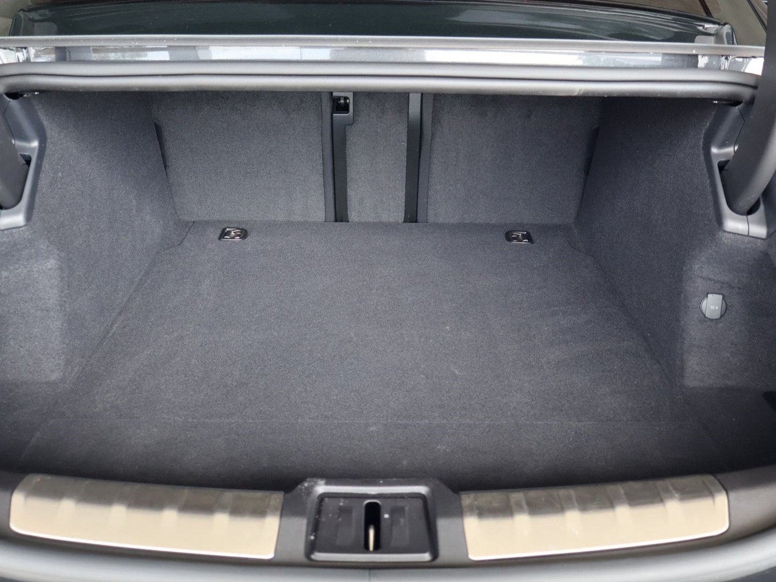 Certified 2025 Porsche Taycan RWD image 22