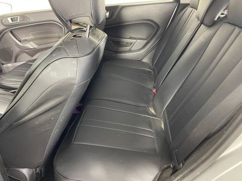 Used 2014 Ford Fiesta SE image 11