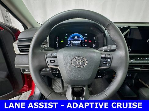 Used 2025 Toyota Camry LE image 2