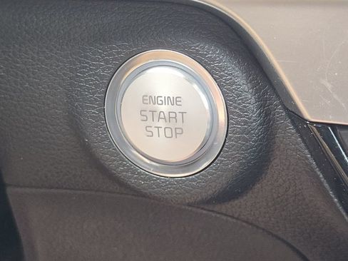 Used 2024 Kia Telluride LX FWD image 32