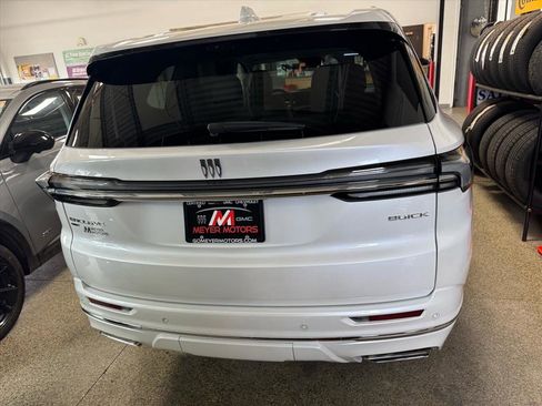 Used 2025 Buick Enclave Avenir w/ Super Cruise Package image 6