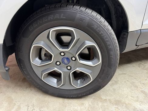 Certified 2021 Ford EcoSport S AWD/4WD image 28