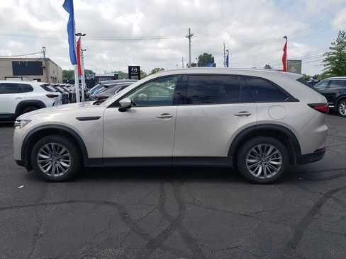 Certified 2024 MAZDA CX-90 3.3 Turbo w/ Preferred Plus AWD/4WD image 4