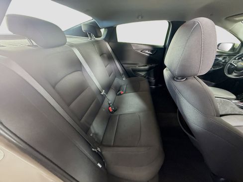 Used 2023 Chevrolet Malibu RS image 30