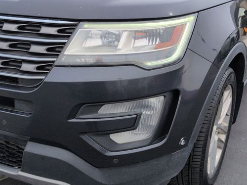 Used 2017 Ford Explorer Limited w/ Equipment Group 301A image 11