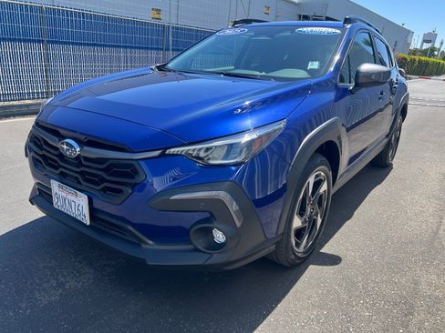 Certified 2025 Subaru Crosstrek 2.5i Limited w/ Crosstrek Mirror Package AWD/4WD image 9