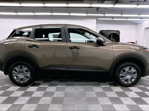 New 2026 Nissan Kicks S FWD image 19