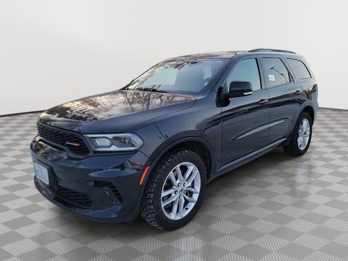 Used 2024 Dodge Durango GT image 1