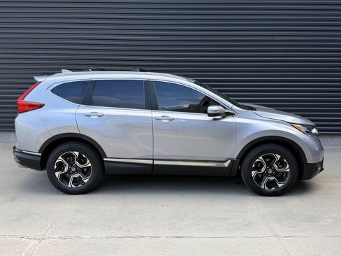 Used 2019 Honda CR-V Touring image 10