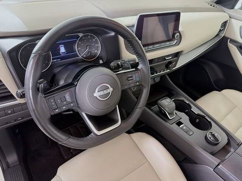 Certified 2023 Nissan Rogue SV w/ SV Premium B Package AWD/4WD image 13