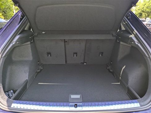 Used 2025 Audi Q3 2.0T Premium image 16