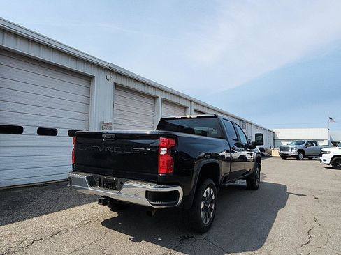 Used 2024 Chevrolet Silverado 2500 LT image 5