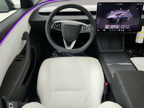 Used 2025 Tesla Model 3 Long Range RWD image 50