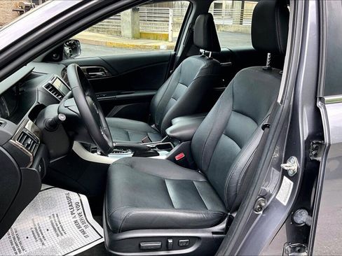 Used 2017 Honda Accord EX-L image 15