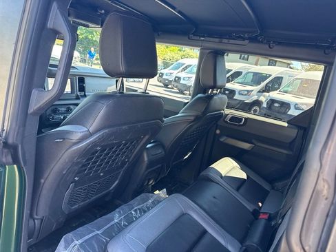 Used 2023 Ford Bronco Black Diamond AWD/4WD image 10